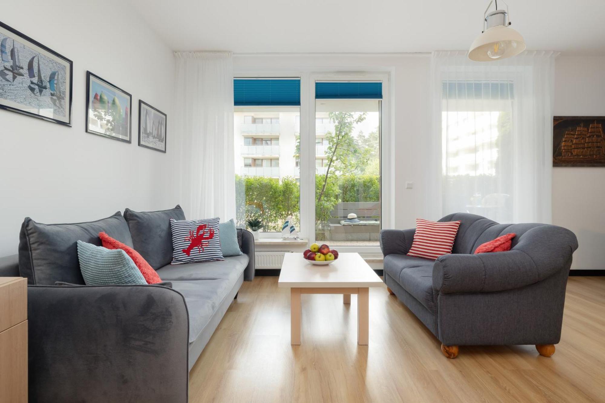 Aquamarina Apartment With Terrace - Close To The Beach - By Renters Miedzyzdroje Extérieur photo